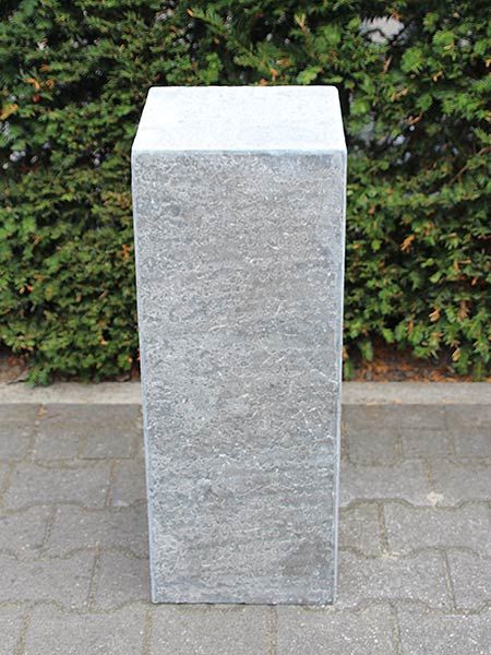 Pedestal / Column – Burnt Bluestone – Chinese bluestone – 80x20x20 cm