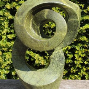 Tuinbeeld – Cheetah jade – Groen – Natuursteen – Glamour – 42x28x14 cm